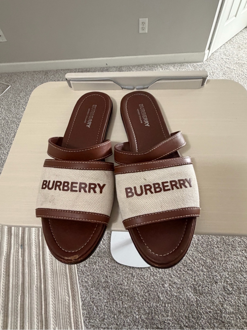 Burberry Brown And Cream Logo Slide Mules